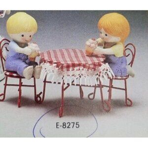 Vintage Enesco Katie Scooter E-8275 Ice Cream Parlor Country Cousins Figurine